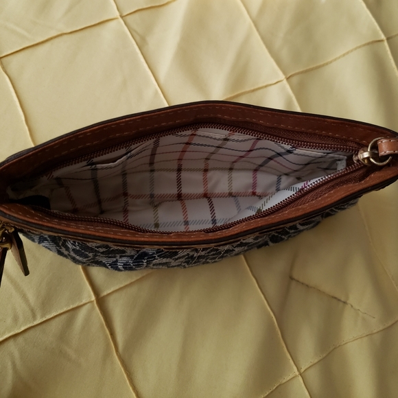 Coach Wristlet - Picture 4 of 4